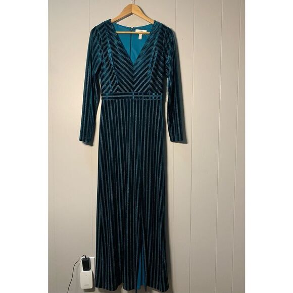Belle Badgley Mischka Women's Size 6 Teal Stretch Velvet Gown Formal Long Sleeve - Picture 1 of 5